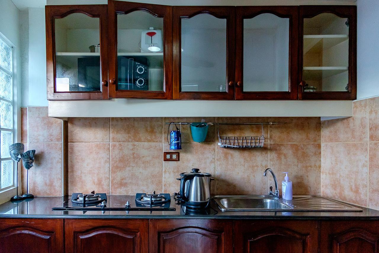 Ayo Homtel Hostel Lapu-Lapu City Buitenkant foto