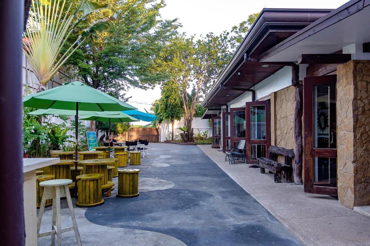 Ayo Homtel Hostel Lapu-Lapu City Buitenkant foto